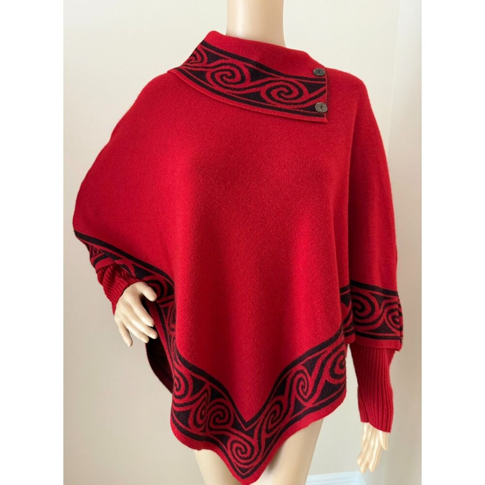 Erika Fashion Poncho made in Ecuador